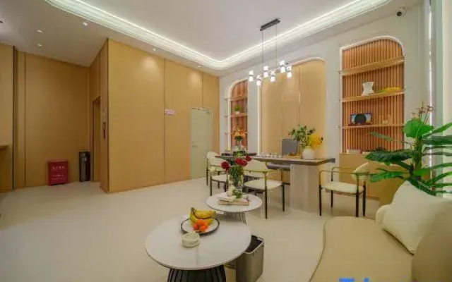 Xinghe Hotel (Jianshui Ancient Town)