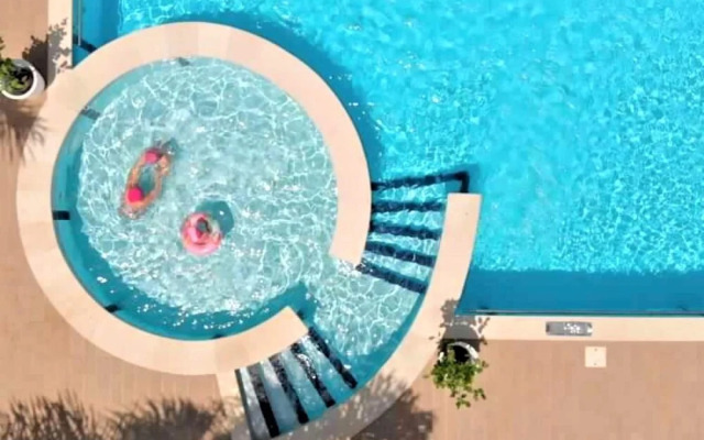 Cozy Apartment Near the Beach