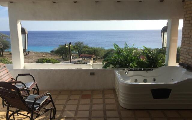 Oceanview B&B Curacao