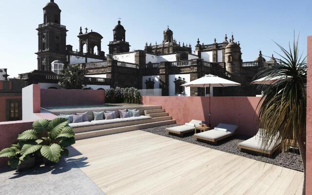 VEINTIUNO Emblematic Hotels - Adults Only