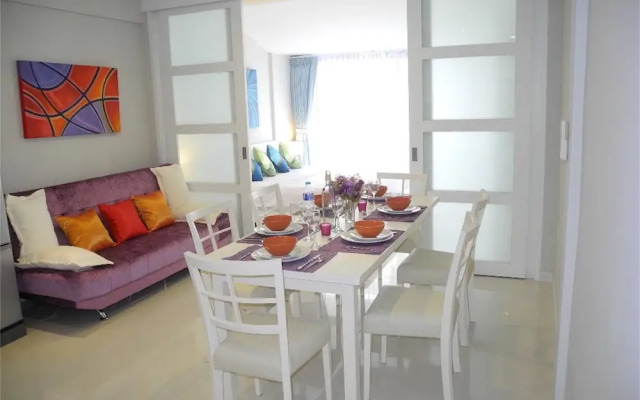 Kata Plaza 1 bedroom Centrical Apartment