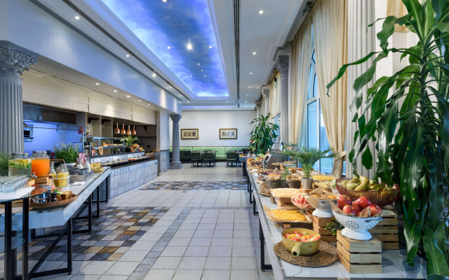 Radisson Blu Hotel, Muscat