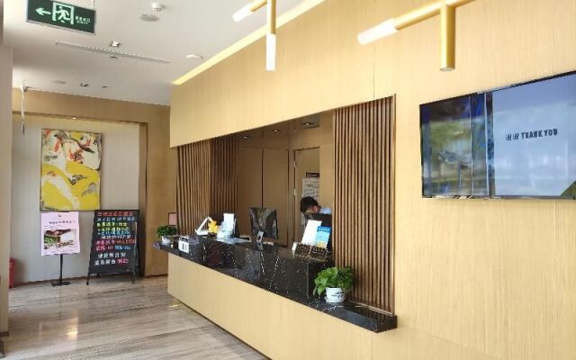 Buyluxe Suites Hotel