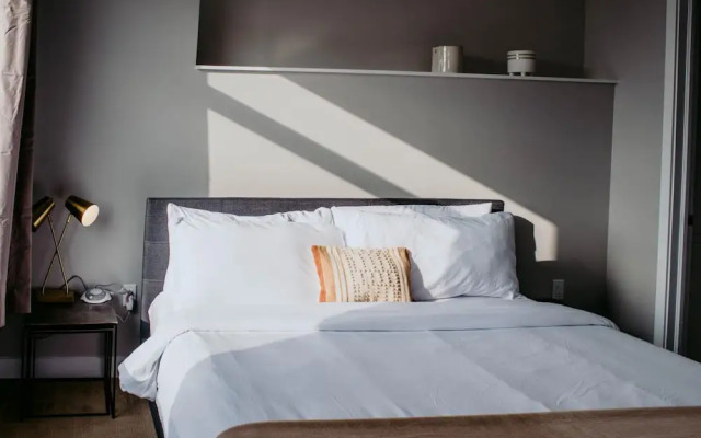 Nashville Hip 2BD 2BA Apartment