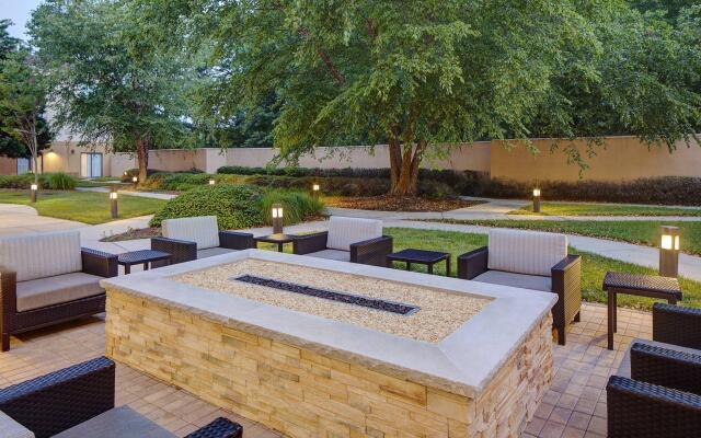 Courtyard by Marriott Richmond Airport