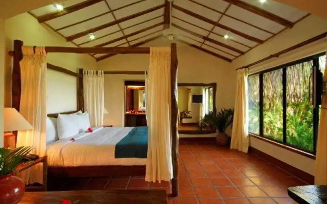 Punta Islita, Autograph Collection