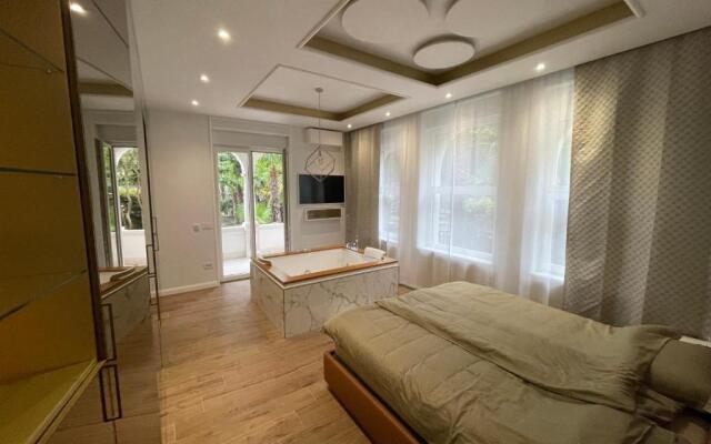 Opulence luxury spa suite - private access to beach in Opatija