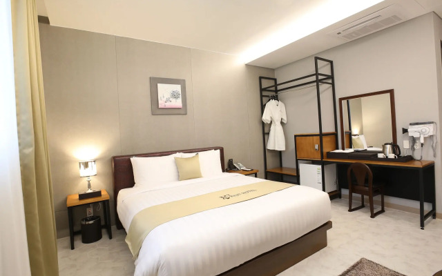 Rest Hotel