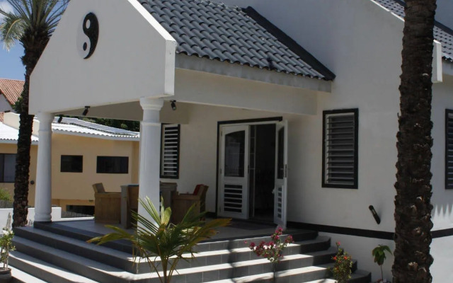 Sun Sea Sleep Apartments