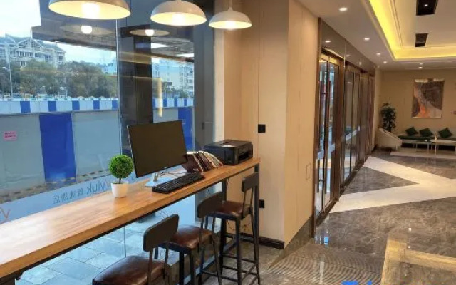 Vyluk Hotel(Suzhou Xiangcheng Avenue & Global Harbor）