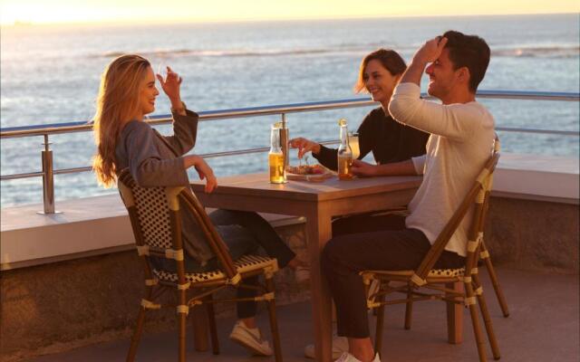 Yachting Hotel Quintero