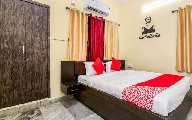 OYO 12960 Hotel Adrija