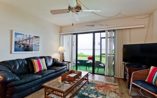 Runaway Bay Resort by BBG