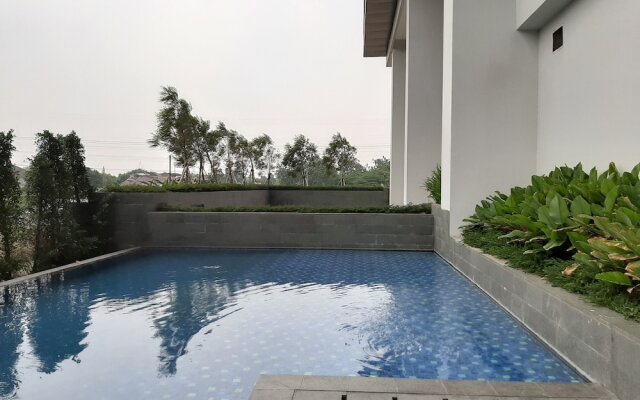 Cozy Place @ Studio The Breeze Bintaro Plaza Apartment