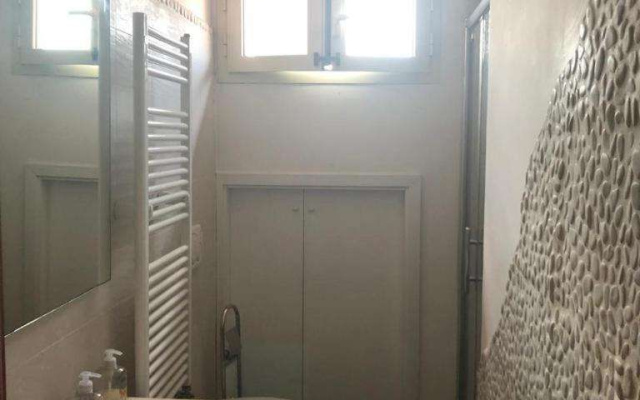 B&B Emc2