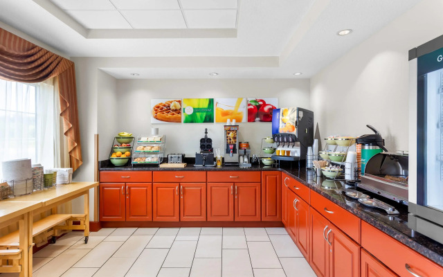 Comfort Inn New Buffalo