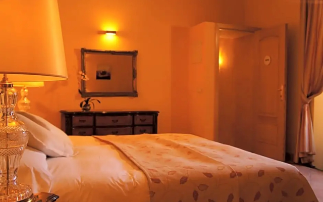 Petit Hotel Alaro