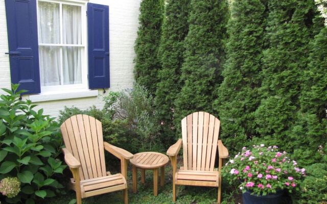 The Tawsty Flower Bed & Breakfast