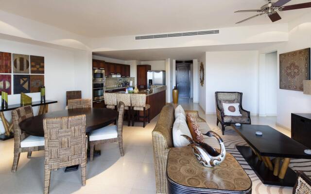 Puerta Cortes Residences