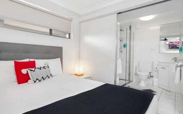 Lamor Apartments