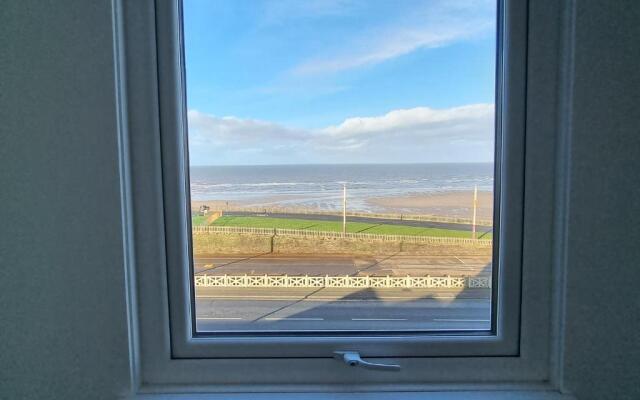 Granada Apartments Queen's Promenade