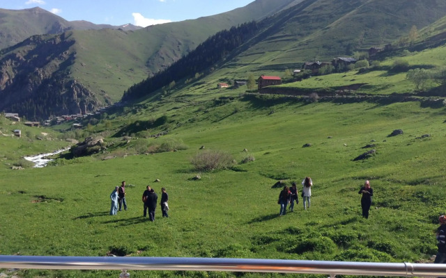Yedigoller Hotel & Restaurant
