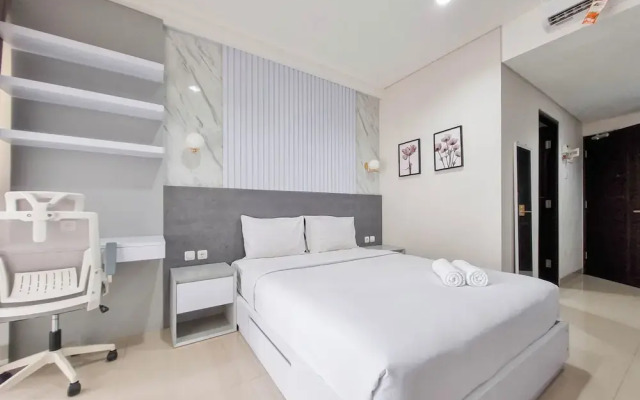 Good And Cozy Studio At Patraland Amarta Apartment