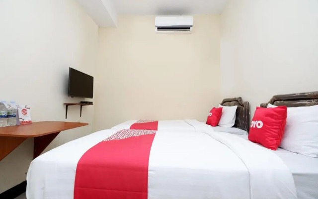 OYO 1815 Gatsu Residence