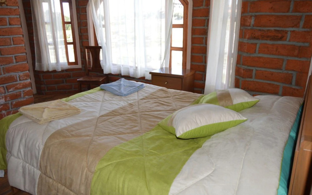 Runa Wasi Quilotoa