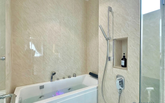 Paragon Suites CIQ By Stayrene