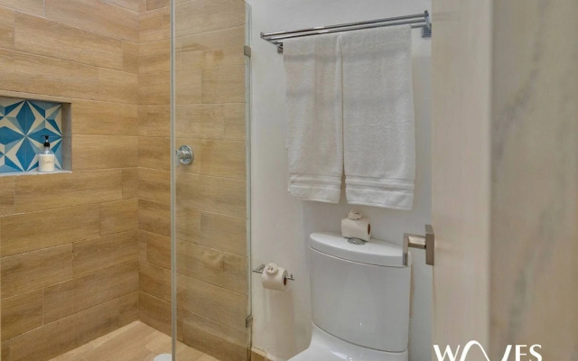 Room in Apartment - Spacious Great Located Amazing Terrace