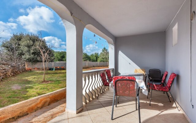 Enticing Apartment in Vir near Seabeach