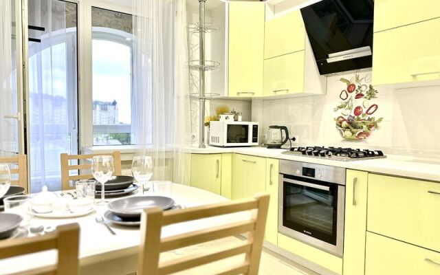 КранцДелюкс 2-комнатные апартаменты на Балтийской