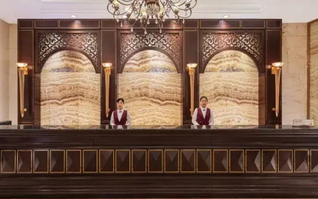 Oriental International Hotel