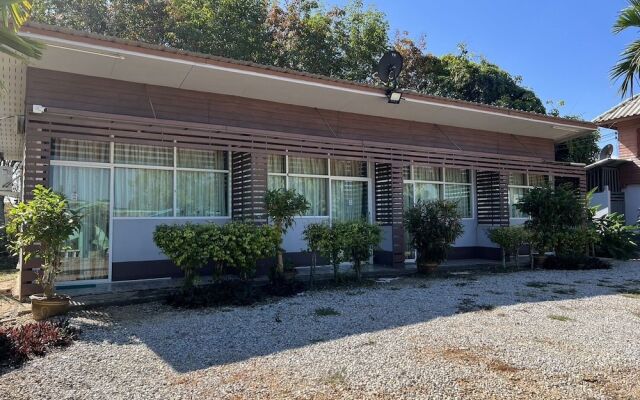 Pinmanee Resort and homestay