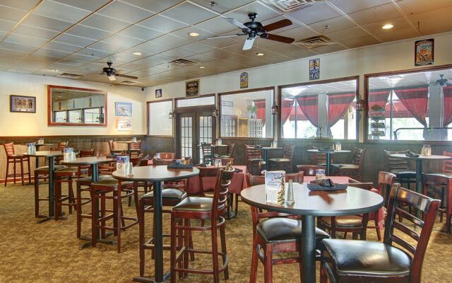 Stayable Select Gainesville