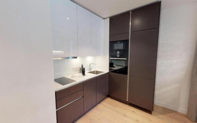 White Pearl Apartment 0.08