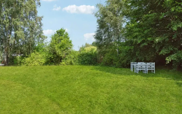 6 Person Holiday Home in Dronningmolle