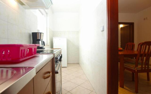 Apartment Alma 1600
