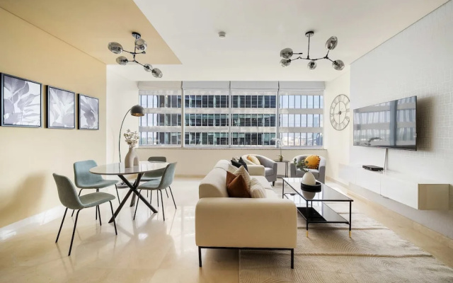 Silkhaus Luxurious 1BR Sky Gardens in Difc