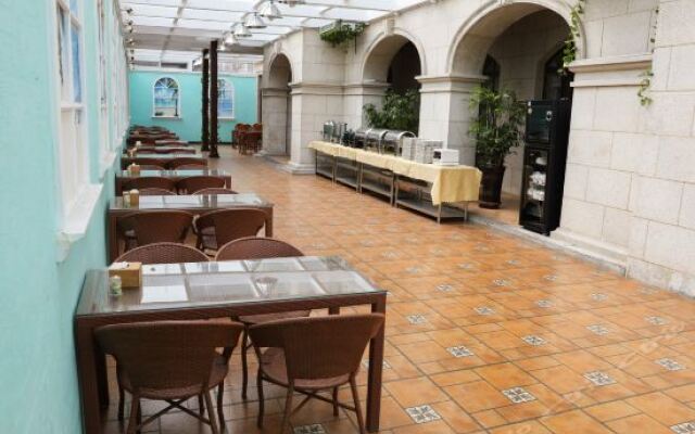 Jinshi Yujing Seaview Hotel (Dalian Jinshitan Discover Kingdom)