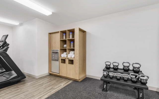 Sonesta Simply Suites Baltimore BWI Airport