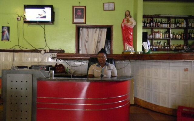Marie Hotel