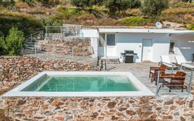 Kampos View - Quiet House at the end of the Road, privet pool