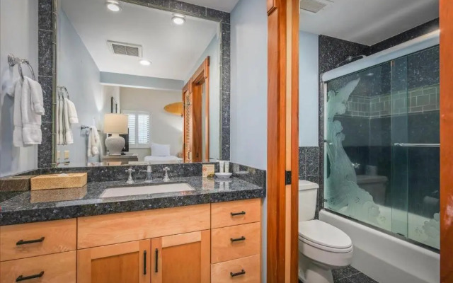 Royal Sea Cliff Kona by OUTRIGGER