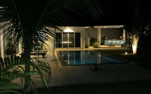 Pearl villa