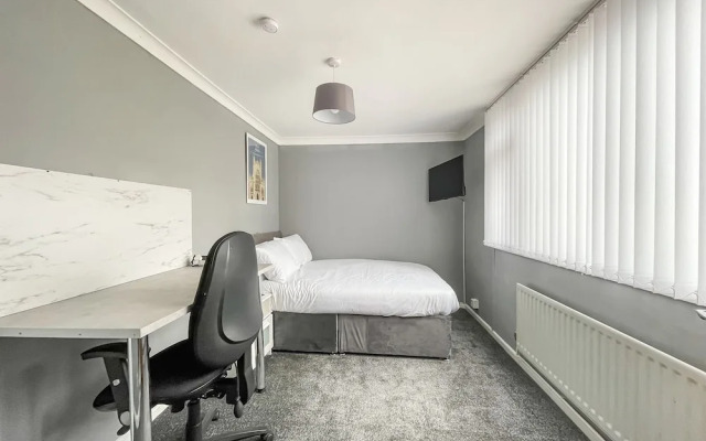 Cosy Modern AND Contemporary Home Close TO Centre
