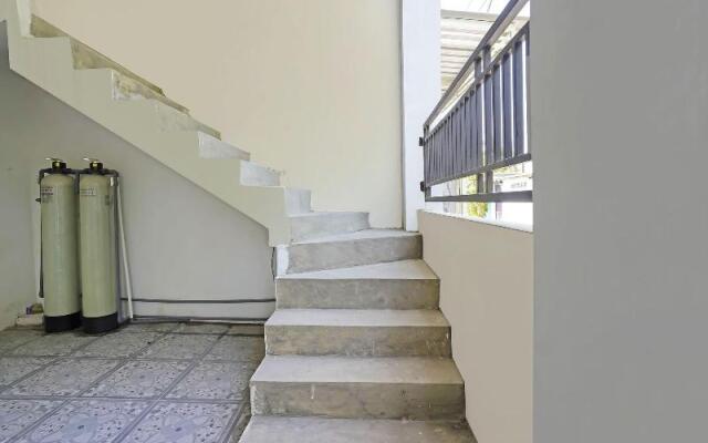 Oyo 91746 Kost Sedati Syariah