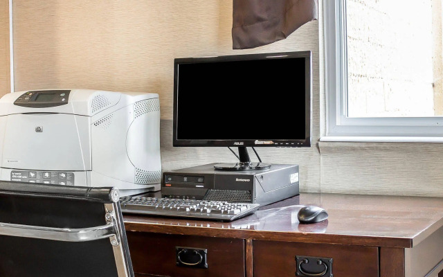 Baymont by Wyndham Scranton Dunmore