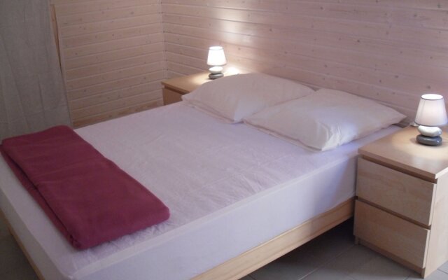 Chalet bois tout confort avec Spa